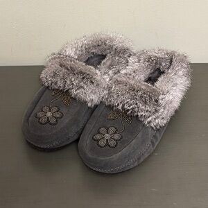 Manitobah Mukluks Suede, Fur Beaded Moccasin 8